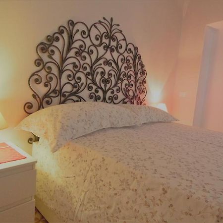 Apartament Il Geranio Finale Ligure Zewnętrze zdjęcie