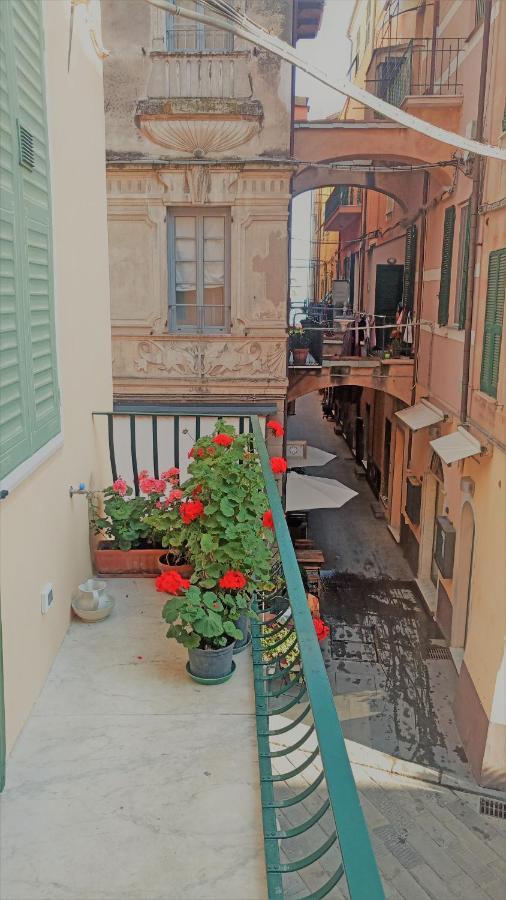 Apartament Il Geranio Finale Ligure Zewnętrze zdjęcie